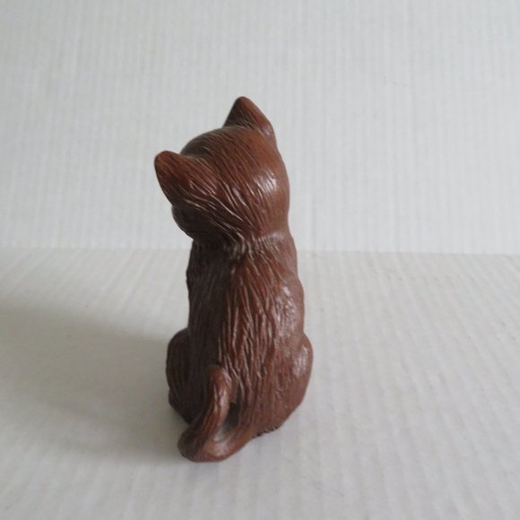 Brown Cat Figurine, 4 1/2" Tall - Picture 3 of 5